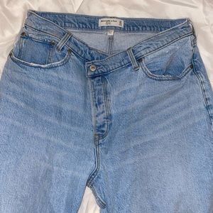 Abercrombie and Fitch Criss Cross Dad Jeans